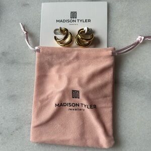 Madison Tyler Triple Loop Huggies & Dust Bag